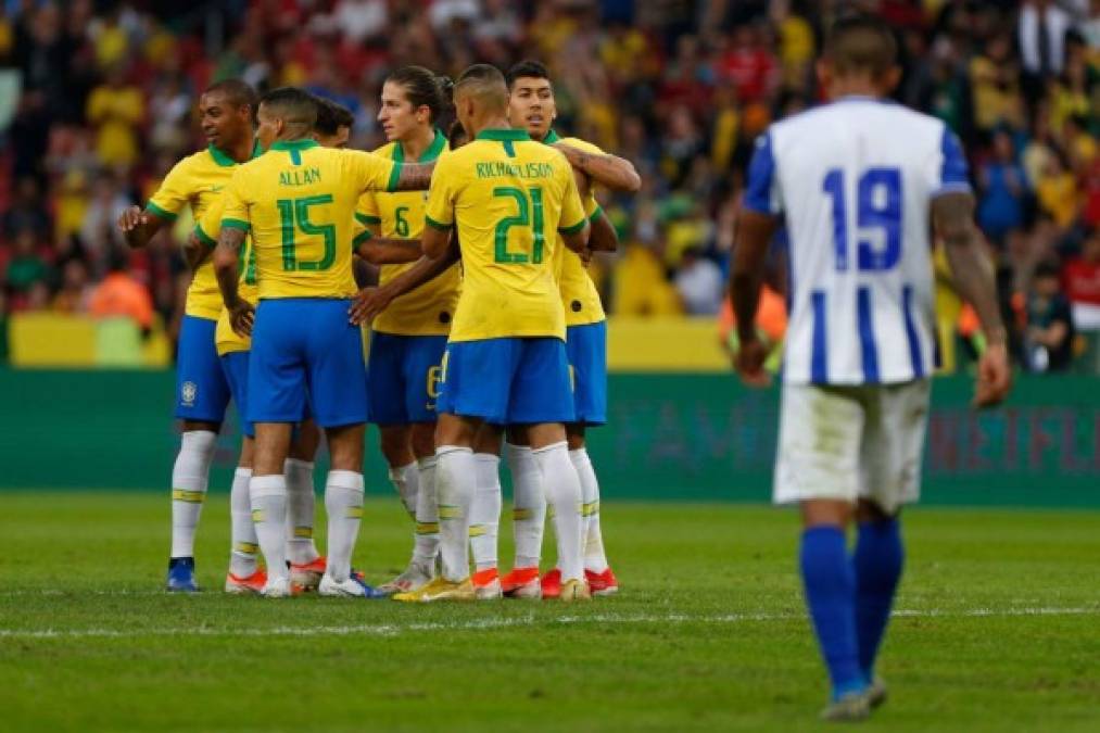 El partido Brasil vs Honduras en imágenes: humillación, impotencia y la lesión de Arthur