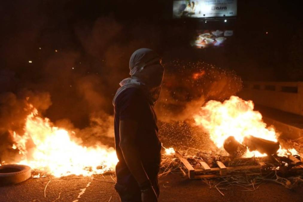 FOTOS: Así han sido las tomas y protestas en varios sectores de Honduras