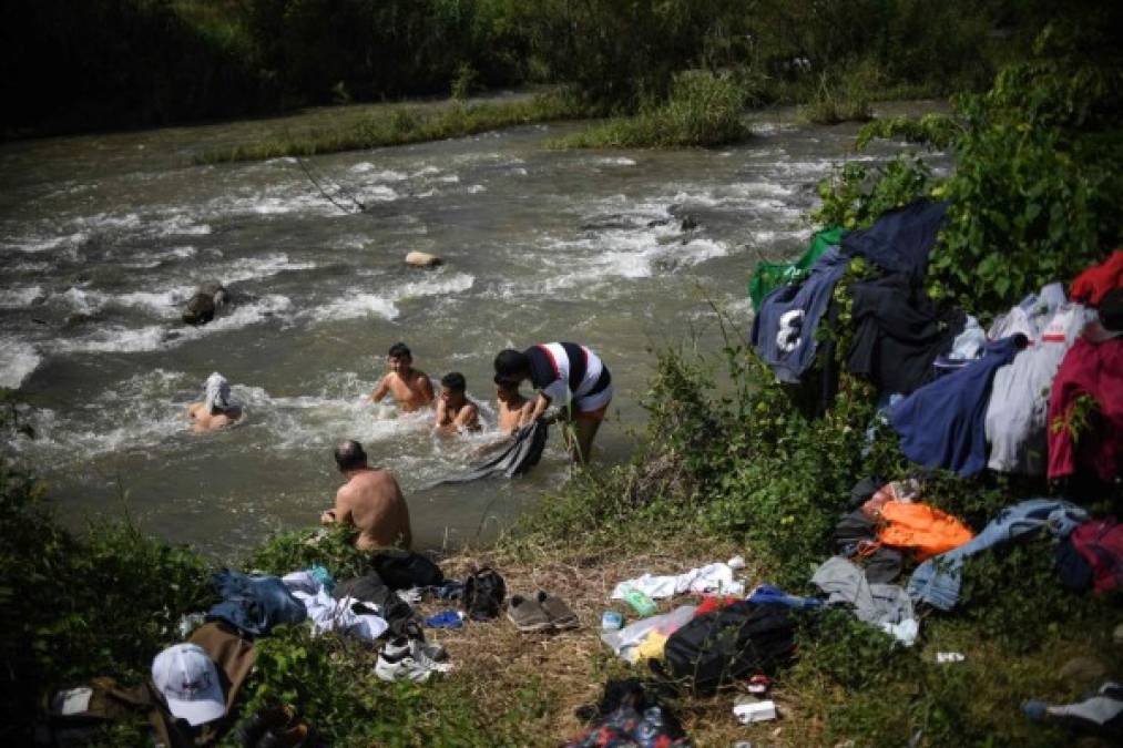 México: Así viven los hondureños de la caravana migrante a la espera de retomar el camino hacia Estados Unidos