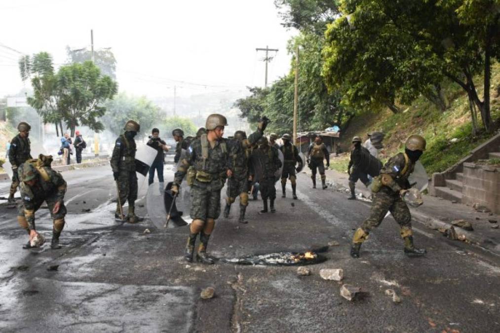 FOTOS: Así han sido las tomas y protestas en varios sectores de Honduras