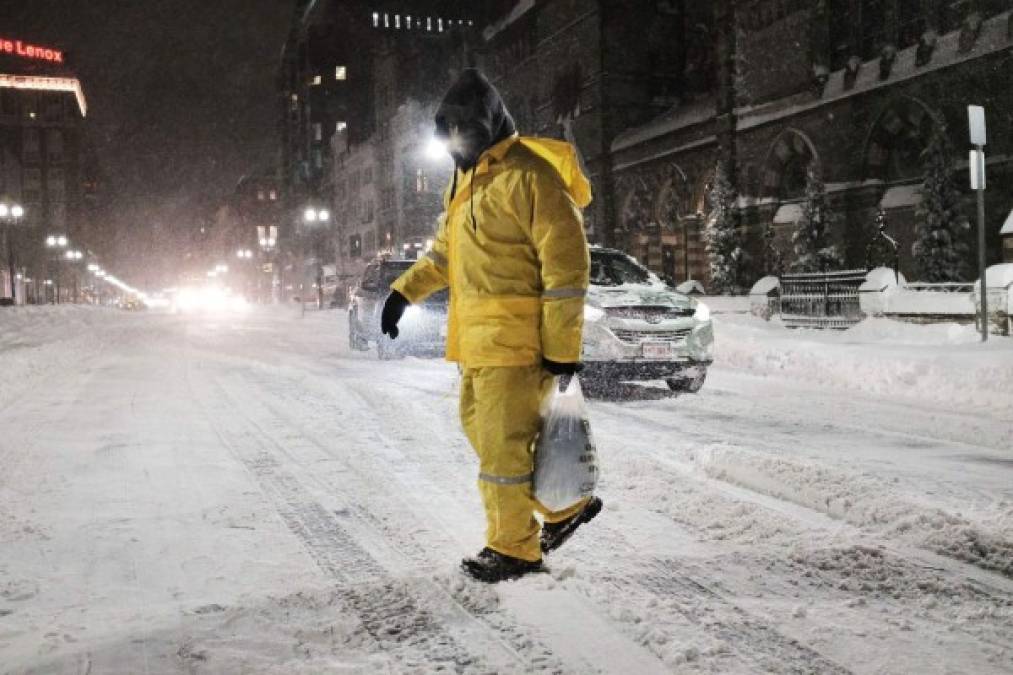 FOTOS: Así sobrevive EEUU al poderoso ciclón invernal