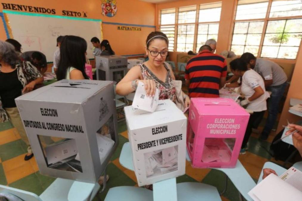 Hondureños se vuelcan a las urnas electorales de la zona sur de la capital