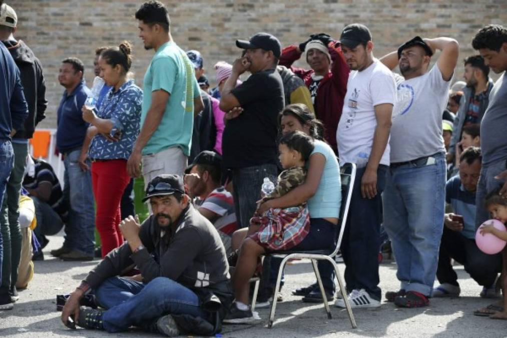 FOTOS: Así viven los migrantes de la caravana que solicitaron visa humanitaria en México