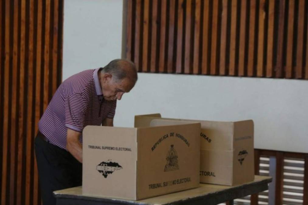 Hondureños se vuelcan a las urnas electorales de la zona sur de la capital