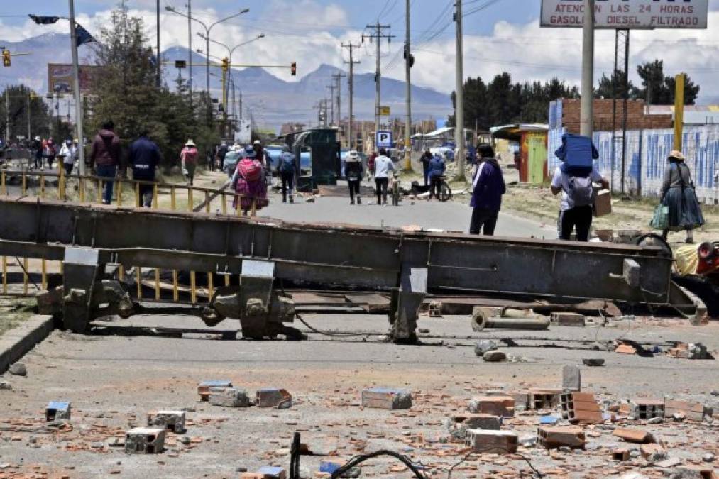 Muerte y protestas en una Bolivia envuelta en crisis, y que urge de elecciones