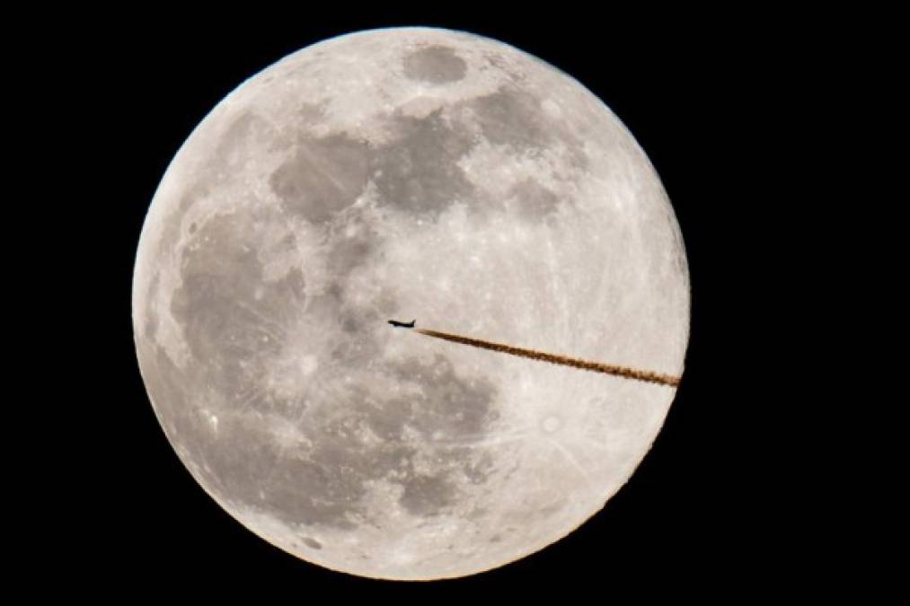 Así se vio en el mundo la Superluna de Nieve, la más brillante de 2019 (FOTOS)