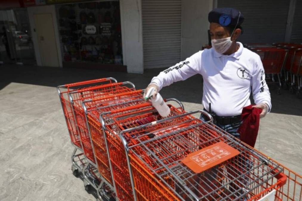 FOTOS: Crece recomendación para uso de mascarillas en Latinoamérica