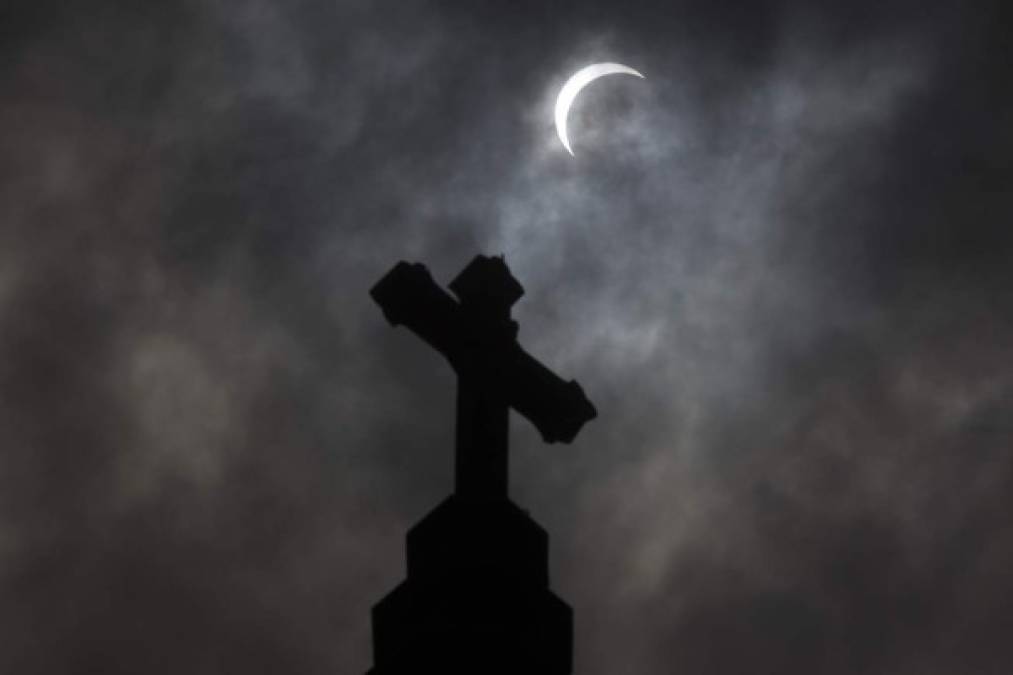 Las imágenes que no vio del eclipse solar