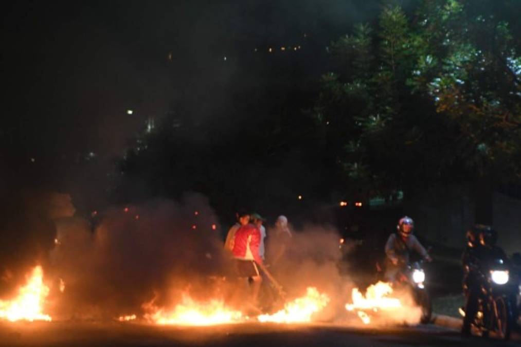 FOTOS: Así han sido las tomas y protestas en varios sectores de Honduras