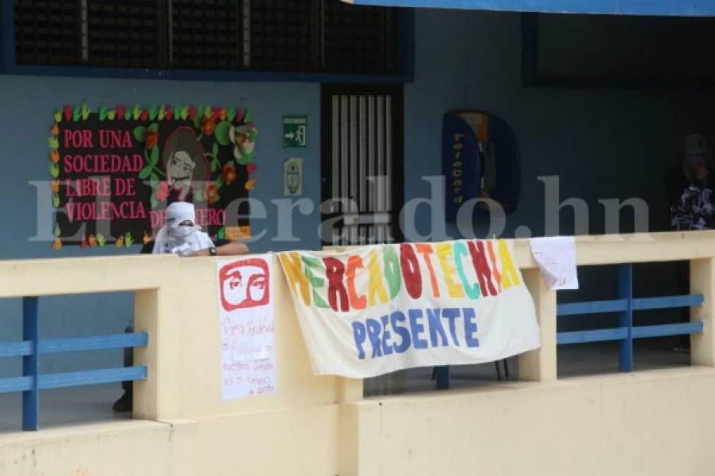 El ambiente de este viernes en la Universidad Nacional Autónoma de Honduras tras varias semanas de tomas