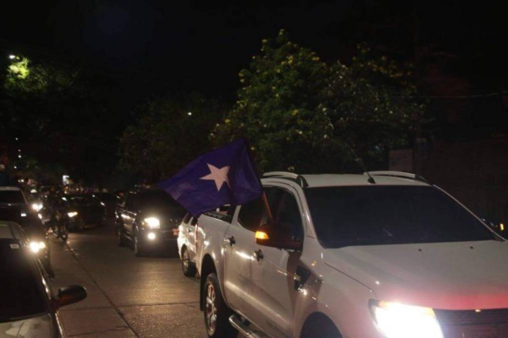 FOTOS: Nacionalistas celebran la 'Caravana de la Victoria' en Honduras