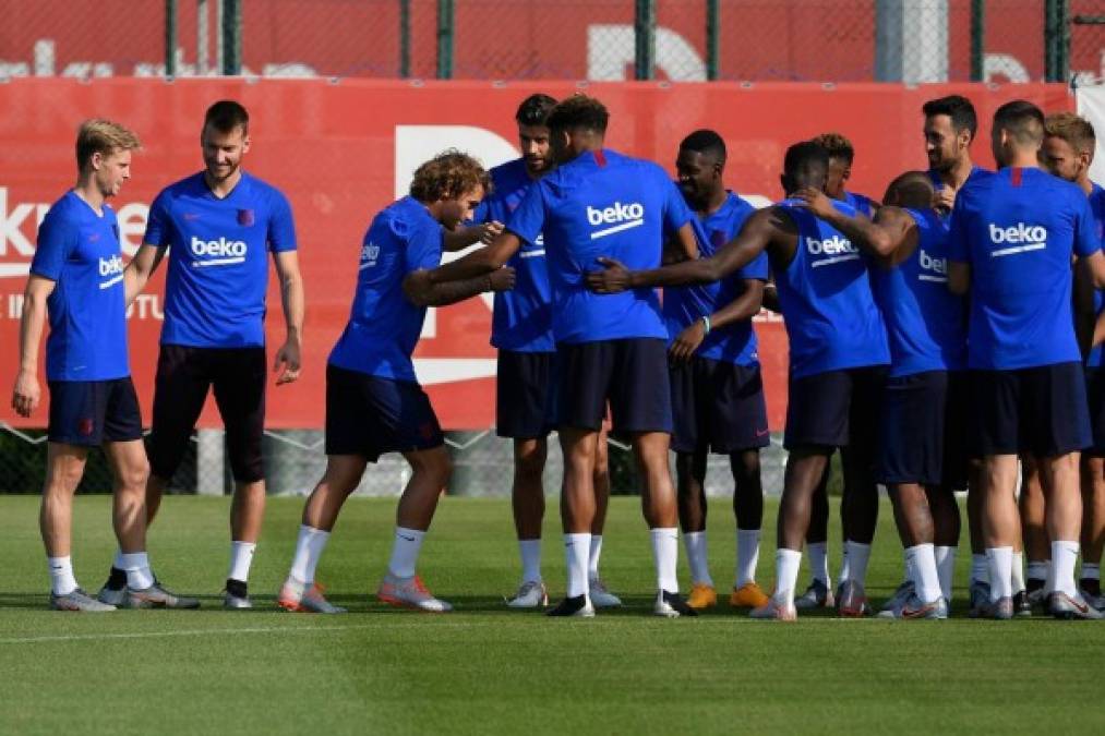 Las fotos que dejó el primer entrenamiento de Griezmann con la plantilla del Barcelona