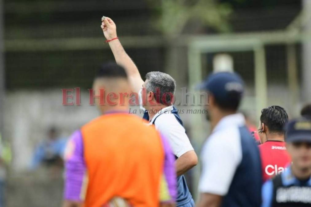 Lo que no se vio en TV: Un baño a Diego Vazquez y la furia de la barra del Marathón