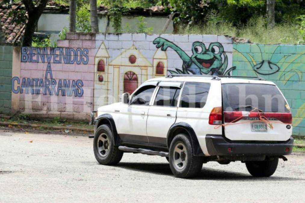 Imágenes dolorosas: Cantarranas entierra a estudiante asesinado por mareros