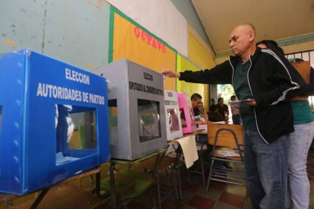 Centros de votaciones esperan la afluencia de 5.8 millones de hondureños