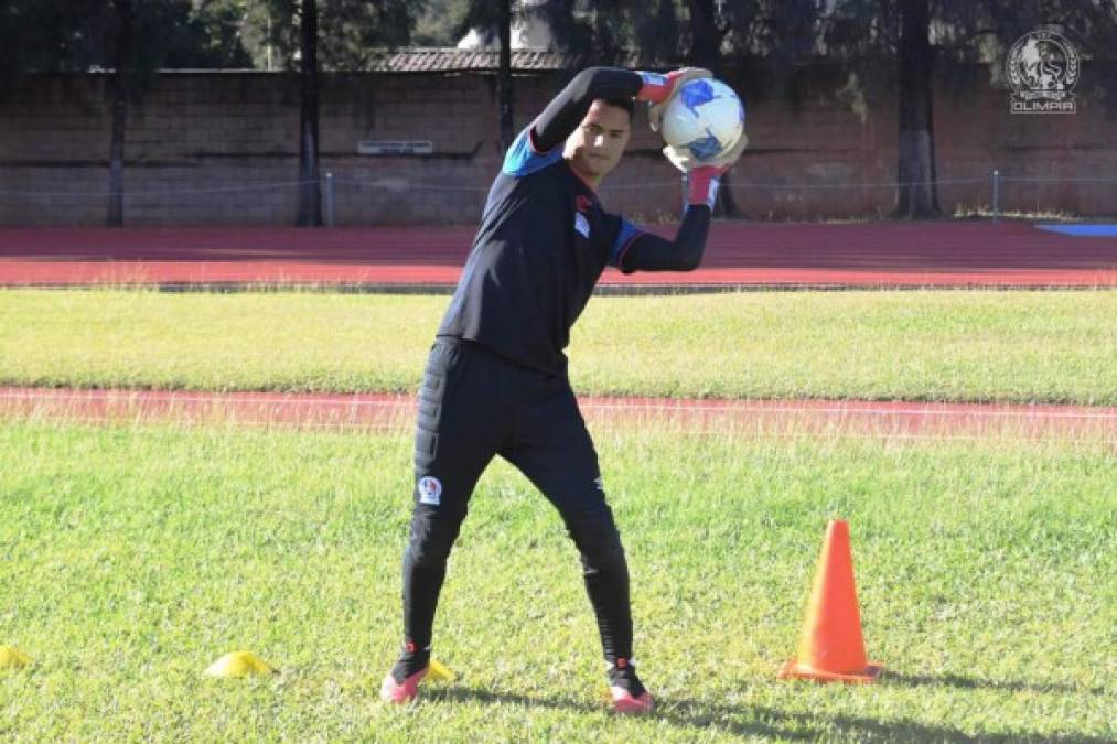 Así fue el entreno de Olimpia mientras llega su nuevo técnico