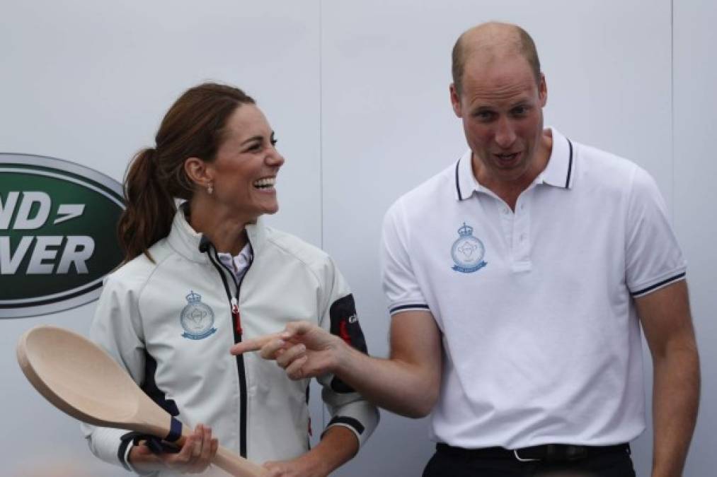 FOTOS: Kate Middleton presume sus tonificadas piernas y causa impacto