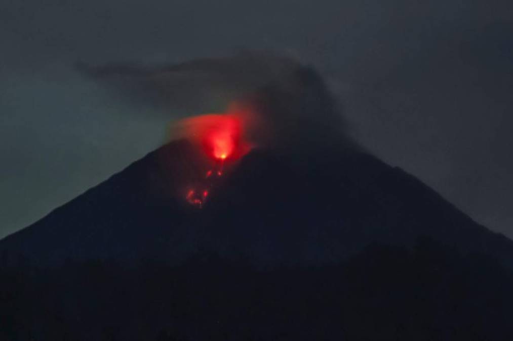 Las imágenes más angustiantes de la erupción volcánica en Indonesia