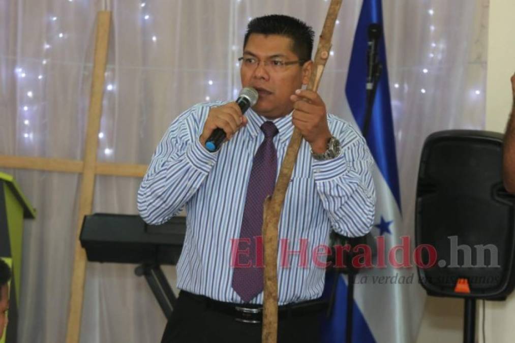 Hombre de fe y dedicado al ministerio, así era el pastor Rony Alexander López asesinado frente a su iglesia (FOTOS)