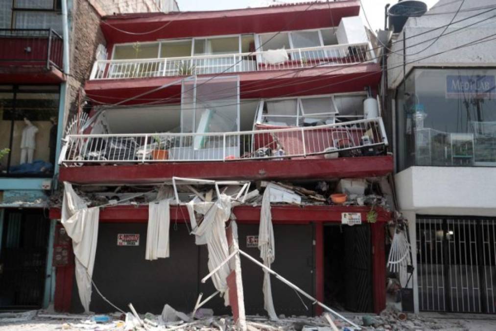 Las imágenes más impactantes del terremoto de 7.1 que golpeó a México