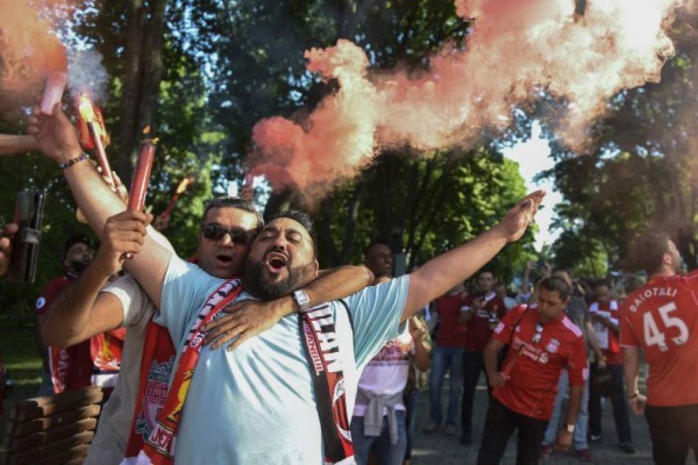 El ambiente en el estadio de Kiev antes de la final entre Real Madrid y Liverpool en la Champions League