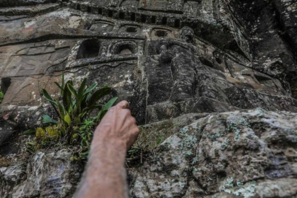 FOTOS: Artista ermitaño esculpe rocas en una montaña de Nicaragua