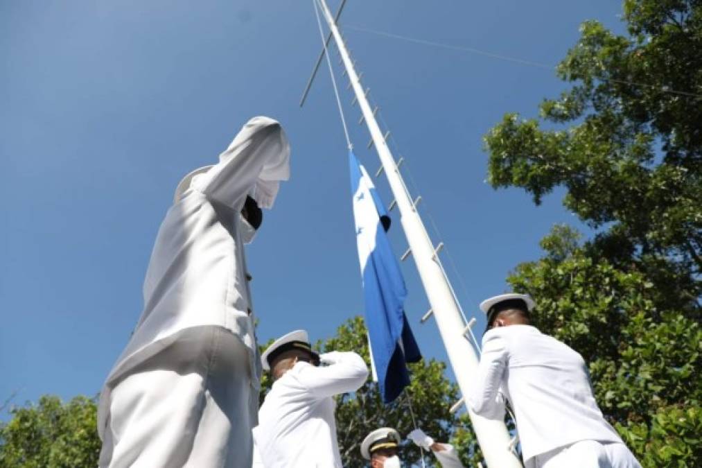 Conmemoran en la isla Conejo el 179 aniversario del fallecimiento de Francisco Morazán (FOTOS)