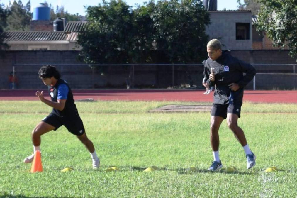 Así fue el entreno de Olimpia mientras llega su nuevo técnico