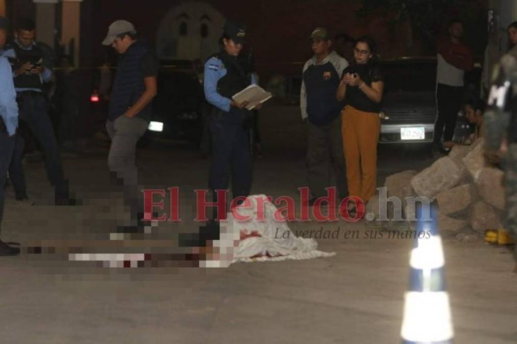 FOTOS: Conmoción y llanto en violenta escena del crimen de dirigente de taxis