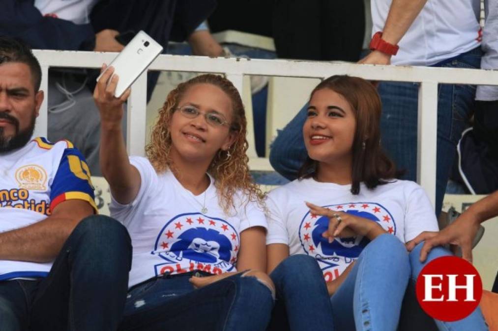 Las bellezas hondureñas que adornaron la semifinal Olimpia vs. Lobos UPN en el Nacional