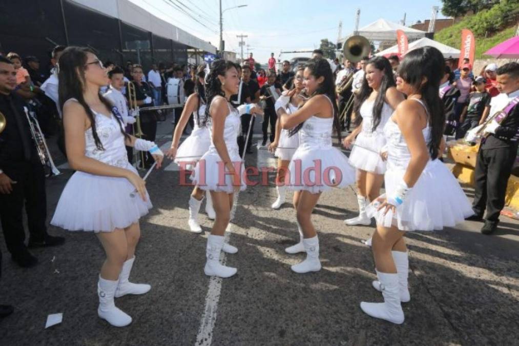 Los mejores cuadros de palillonas en los desfiles 2017