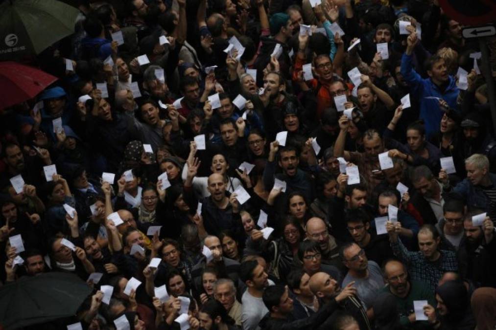 FOTOS: Los disturbios en una Cataluña que busca independencia