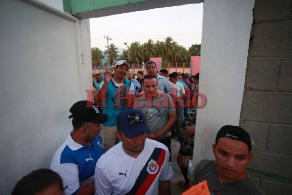 Ambientazo en el Humberto Micheletti previo al repechaje Honduras Progreso vs Real España