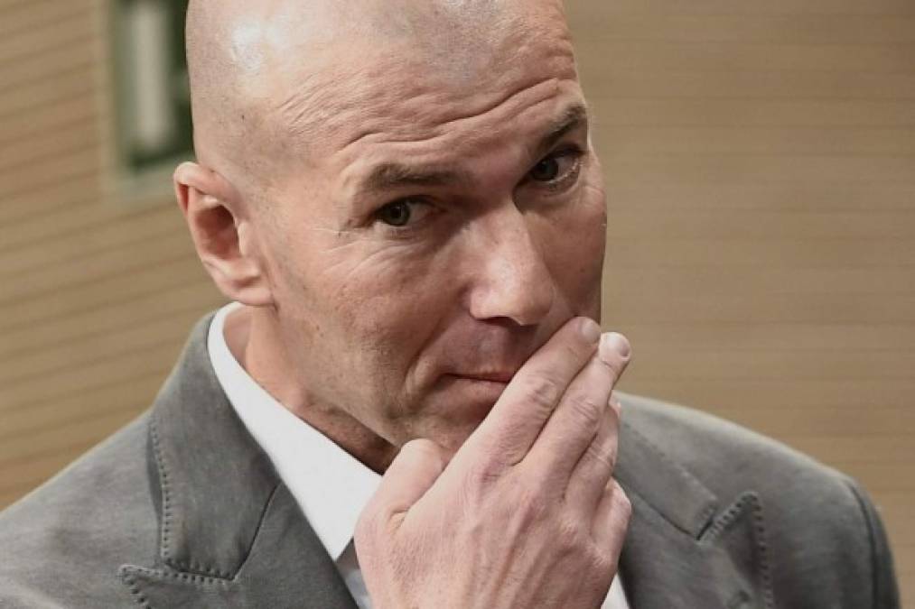 Zidane y sus mejores fotos en la presentación como técnico del Real Madrid