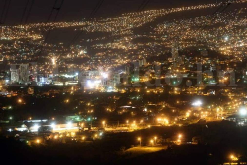 Hora para ver el eclipse solar del 21 de agosto en las principales ciudades de Honduras