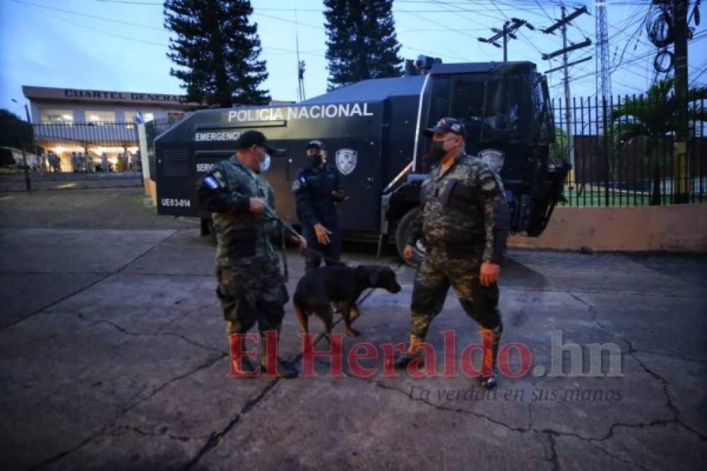 Con mascarillas y en plena pandemia, así se vive el Bicentenario de Honduras