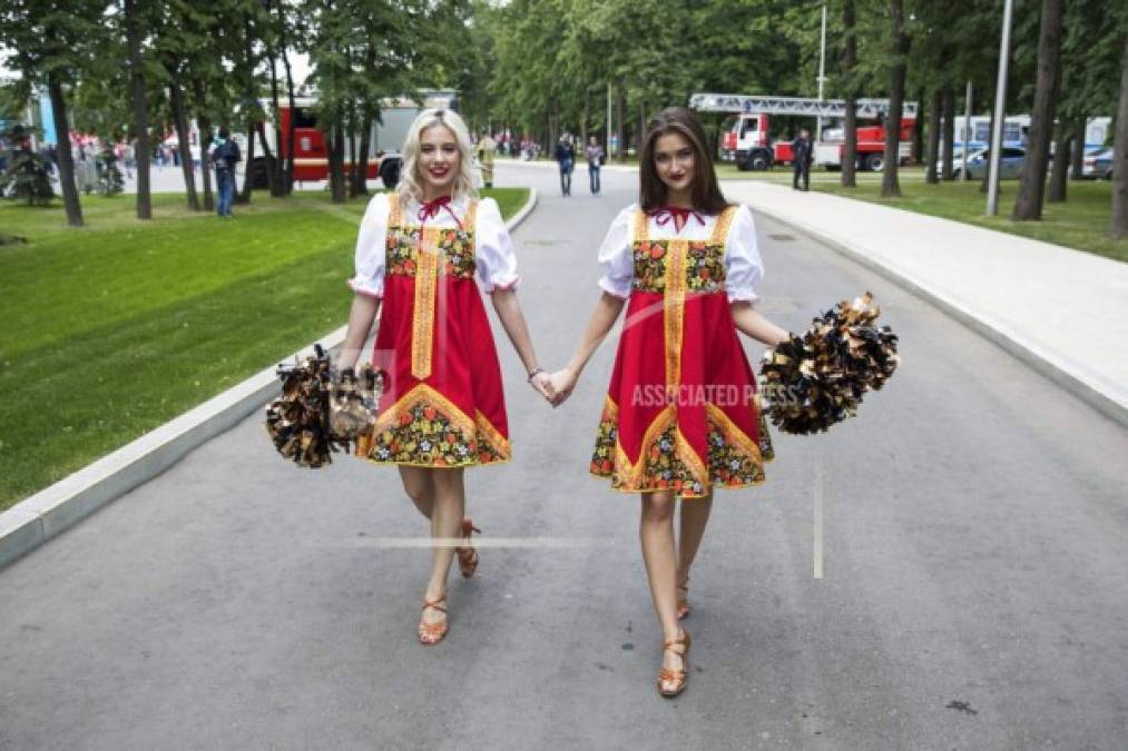 FOTOS: Las bellas mujeres que derriten el hielo en Rusia 2018