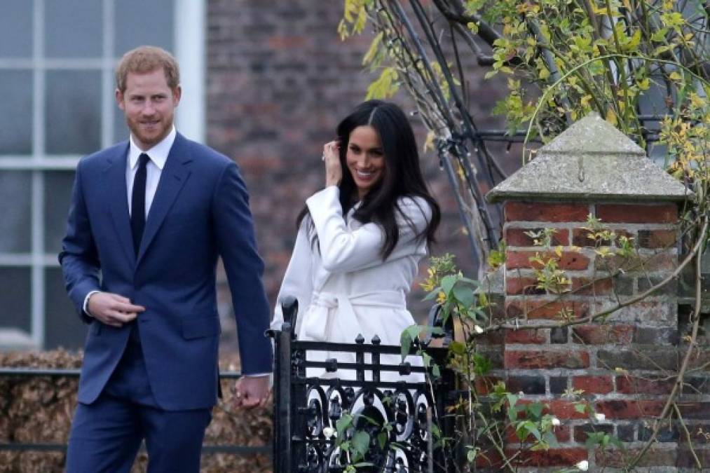 Así anunciaron su compromiso Meghan Markle y el príncipe Harry