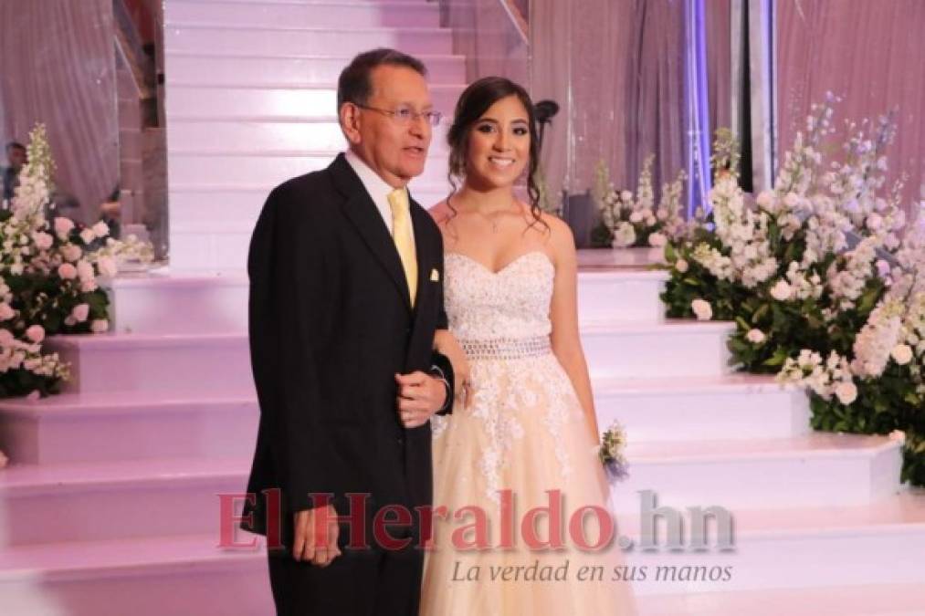 FOTOS: Del Campo School derrochó estilo y glamour en la Prom 2019