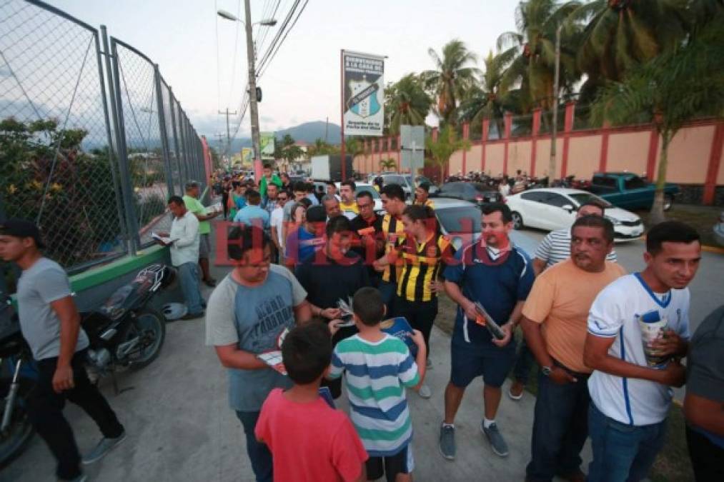 Ambientazo en el Humberto Micheletti previo al repechaje Honduras Progreso vs Real España