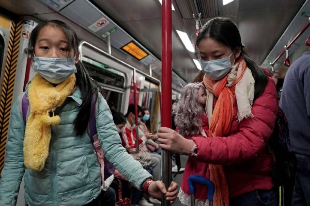 FOTOS: Crece el pánico en China ante brote de coronavirus; ya son 304 los muertos