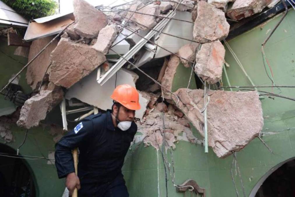 Las imágenes más impactantes del terremoto de 7.1 que golpeó a México