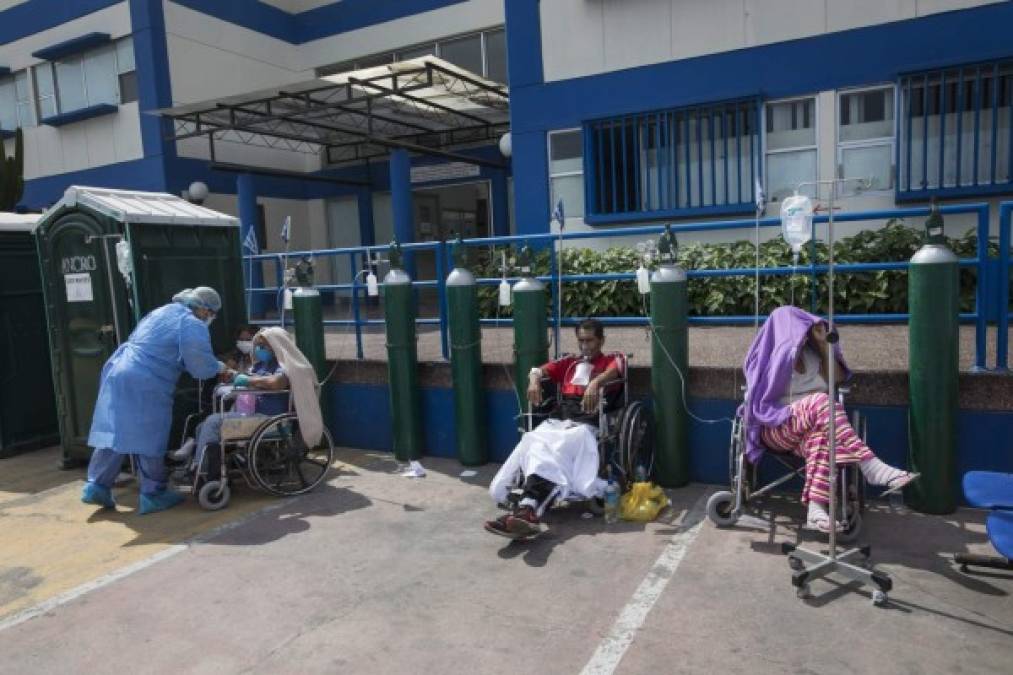 FOTOS: Capacidad hospitalaria de Latinoamérica cerca del límite