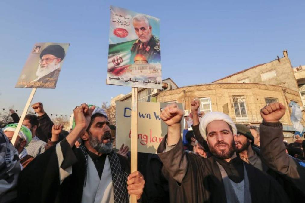 FOTOS: Masivas protestas en Irán, en medio del conflicto con Estados Unidos