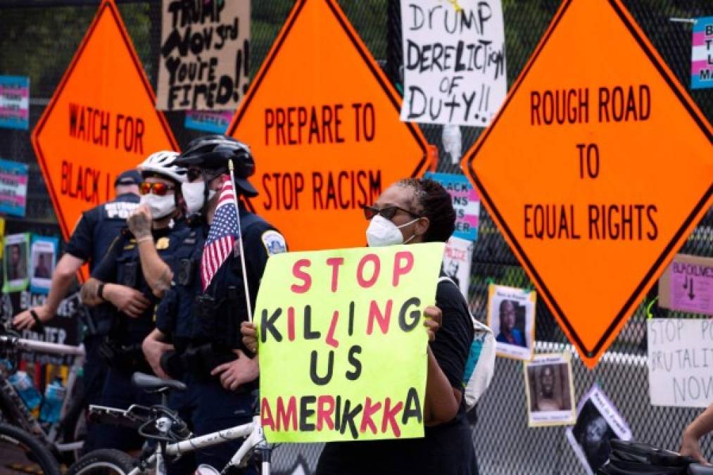 La pandemia y protestas ensombrecen la fiesta del 4 de Julio en EEUU  