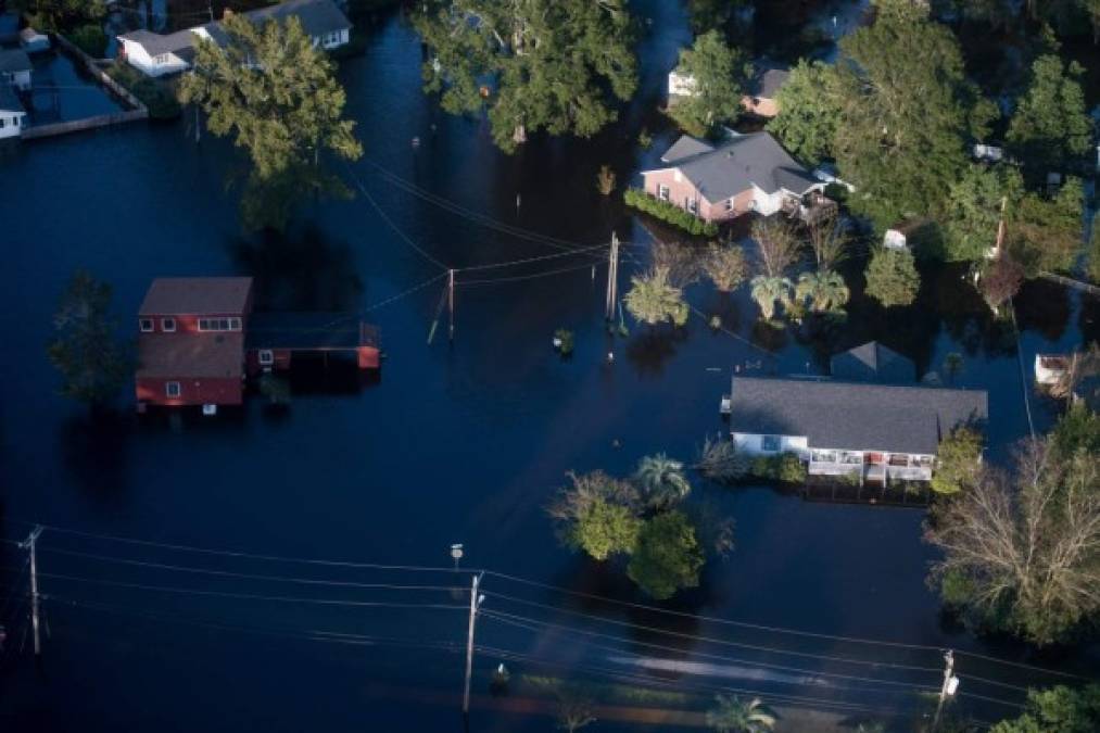 Las imágenes que muestran el desastre dejado por huracán Florence en las Carolinas