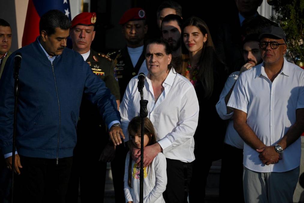 “¡Lo logramos!”: Nicolás Maduro celebra liberación de Alex Saab