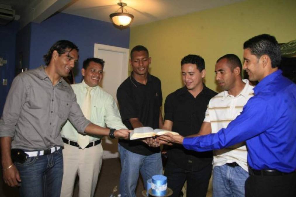 Futbolistas hondureños que no esconden su amor por Dios, pues llevan de la mano el deporte y la religión﻿