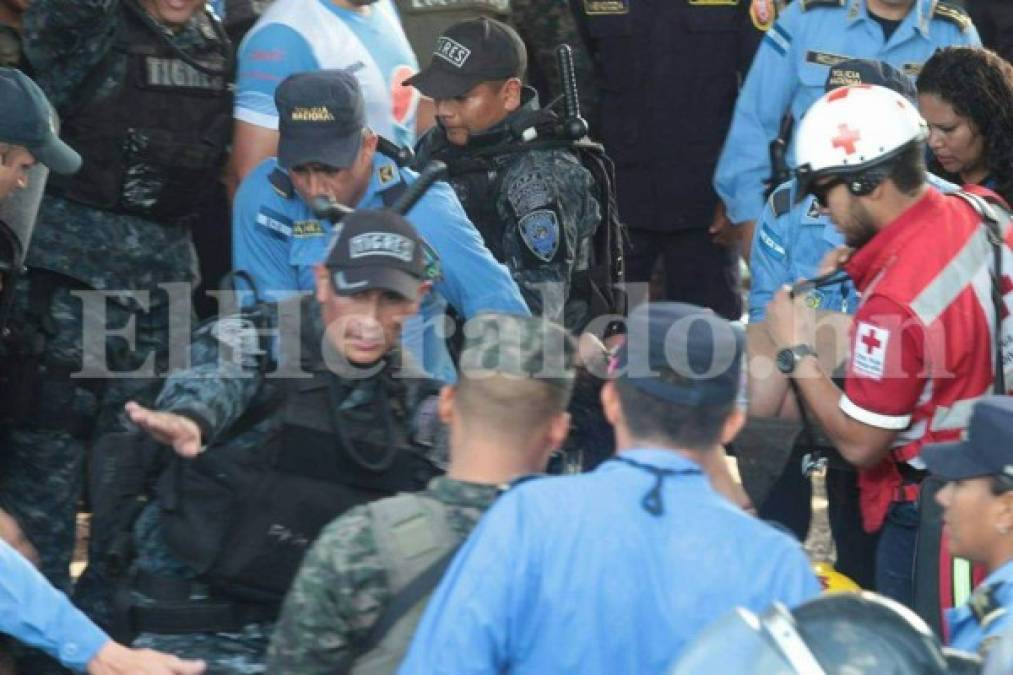 Fotos: Así ocurrió la mortal avalancha en el estadio Nacional durante la final del fútbol de Honduras