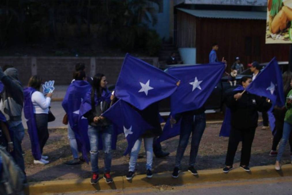 FOTOS: Nacionalistas celebran la 'Caravana de la Victoria' en Honduras